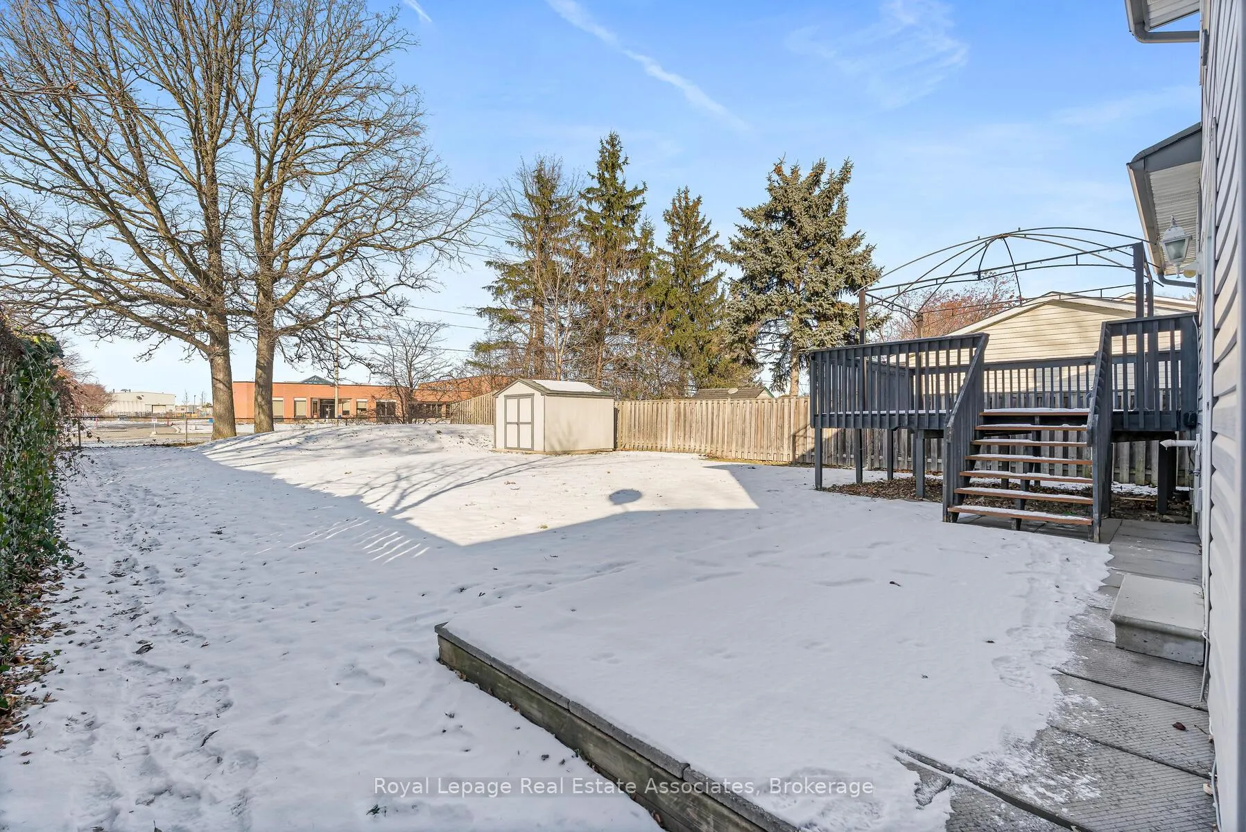 Photo 31 of 358 Mcnabb Crescent, Milton, Dorset Park — HOMEH