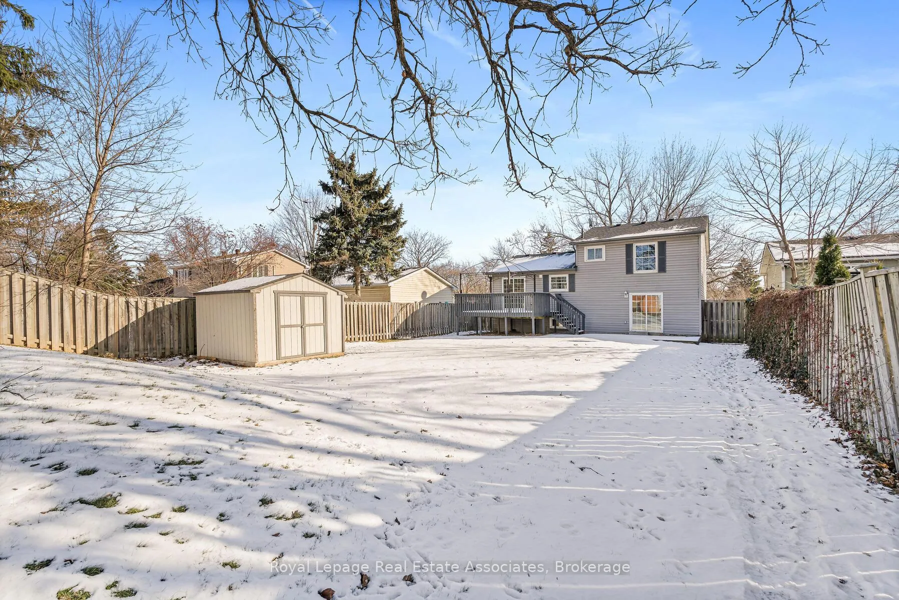 Photo 32 of 358 Mcnabb Crescent, Milton, Dorset Park — HOMEH