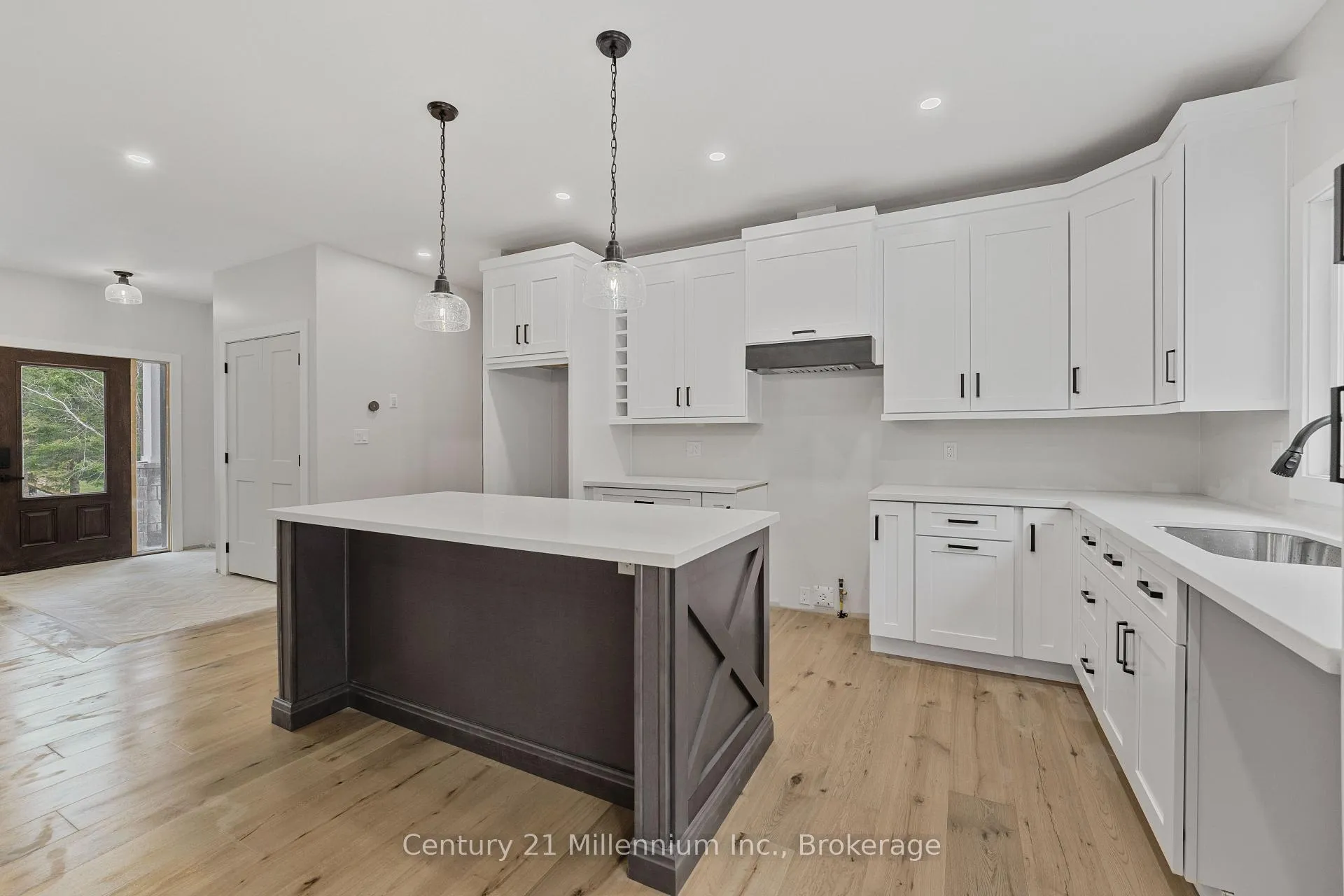 Photo 5 of 41 Fernanne Drive, Tiny, Rural Tiny — HOMEH