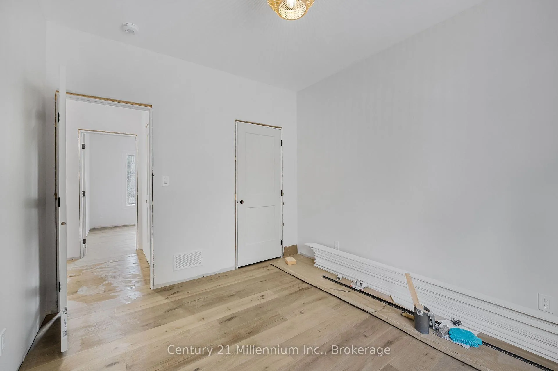Photo 19 of 41 Fernanne Drive, Tiny, Rural Tiny — HOMEH