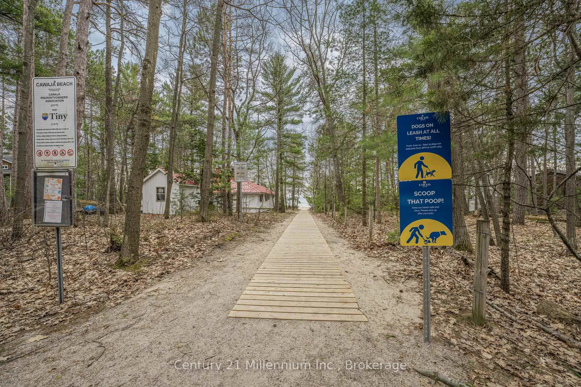 Photo 22 of 41 Fernanne Drive, Tiny, Rural Tiny — HOMEH