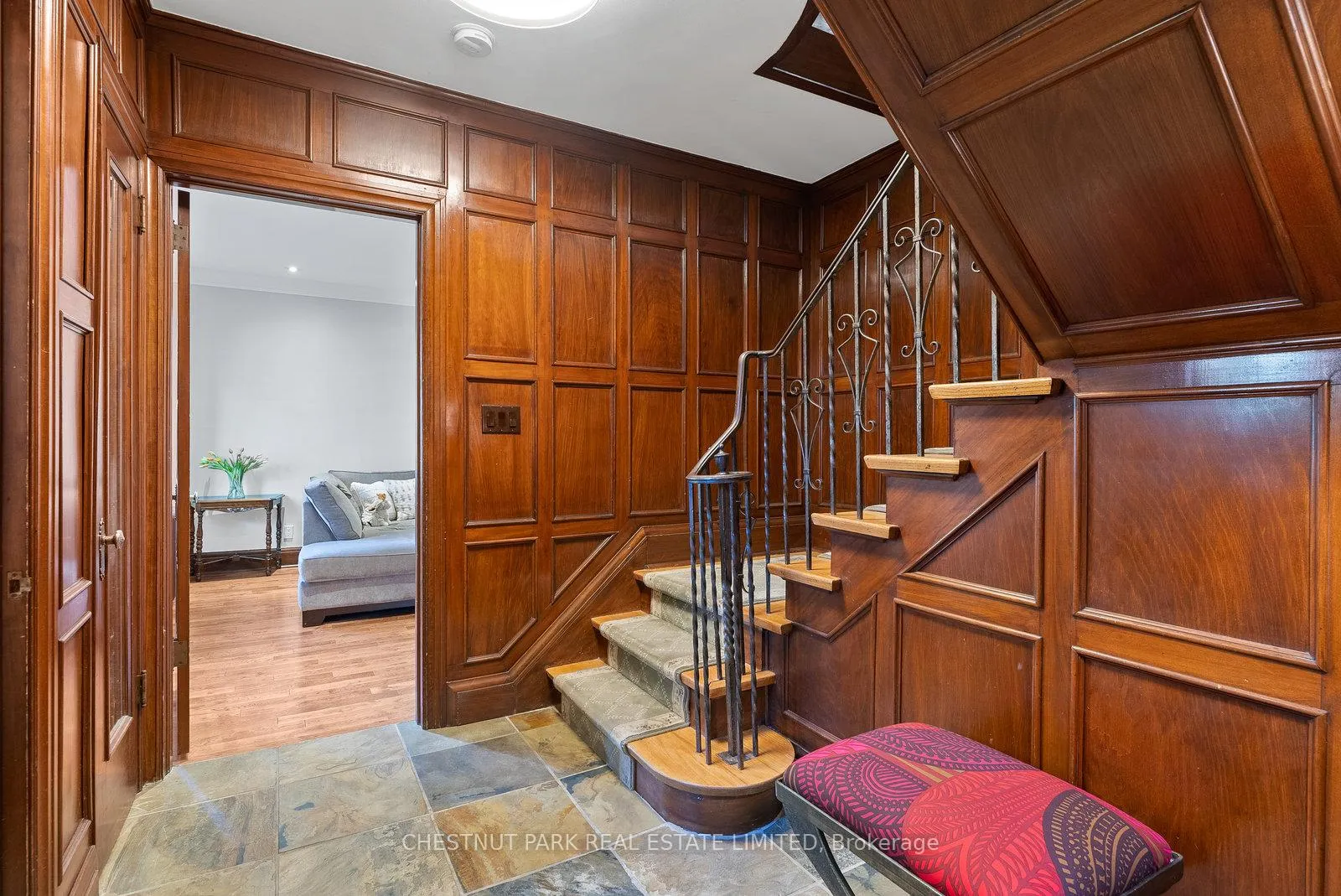 Photo 3 of 19 Hillhurst Boulevard, Toronto, Lawrence Park South — HOMEH
