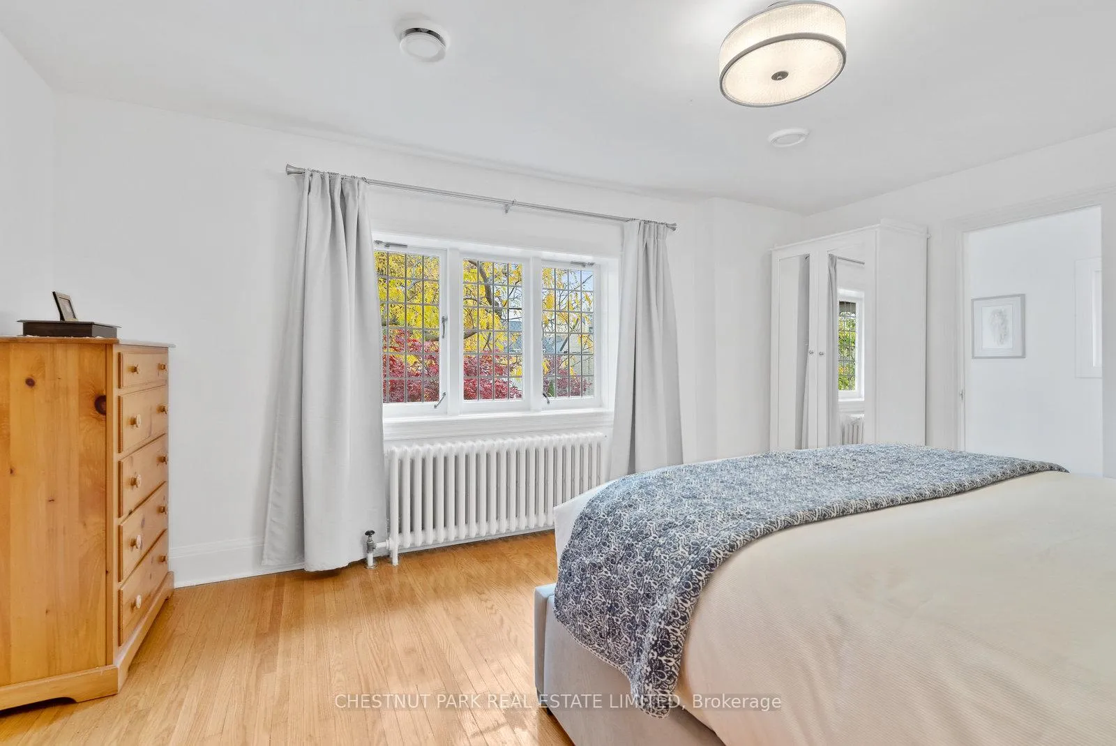 Photo 15 of 19 Hillhurst Boulevard, Toronto, Lawrence Park South — HOMEH