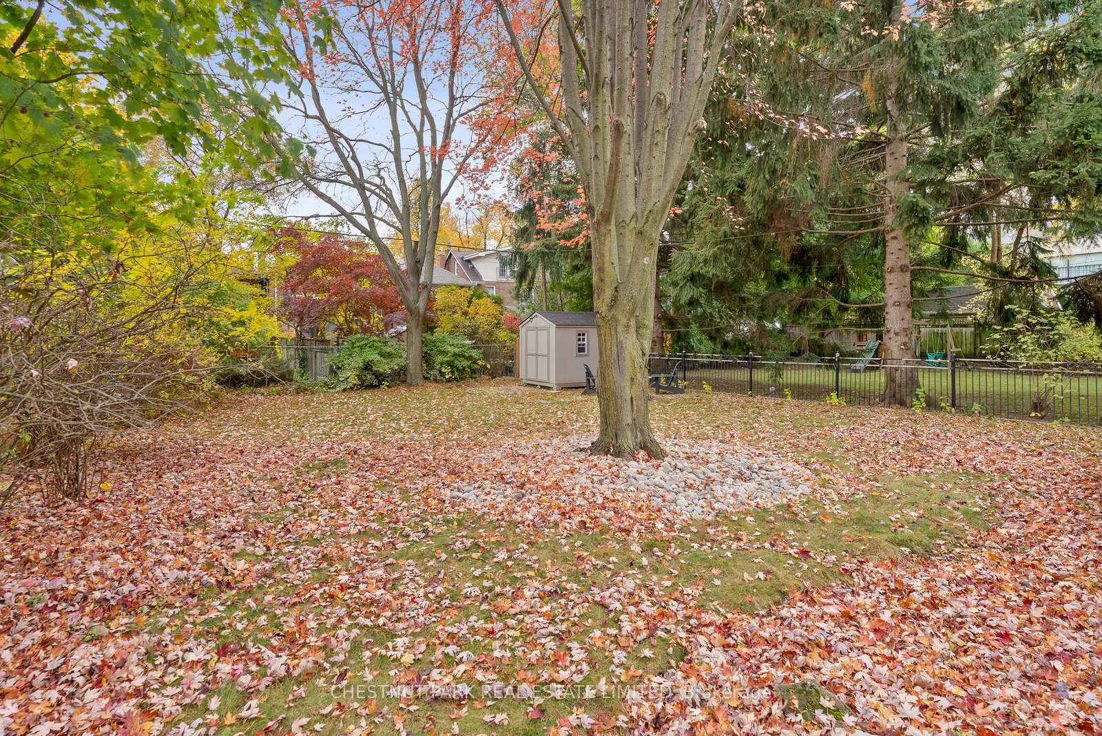 Photo 25 of 19 Hillhurst Boulevard, Toronto, Lawrence Park South — HOMEH