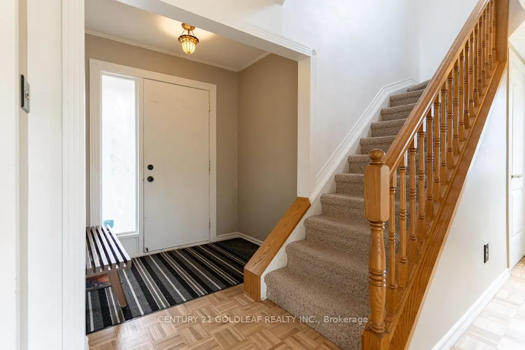 Photo 4 of 1745 Bonaventure Terrace, Ottawa, Convent Glen South — HOMEH
