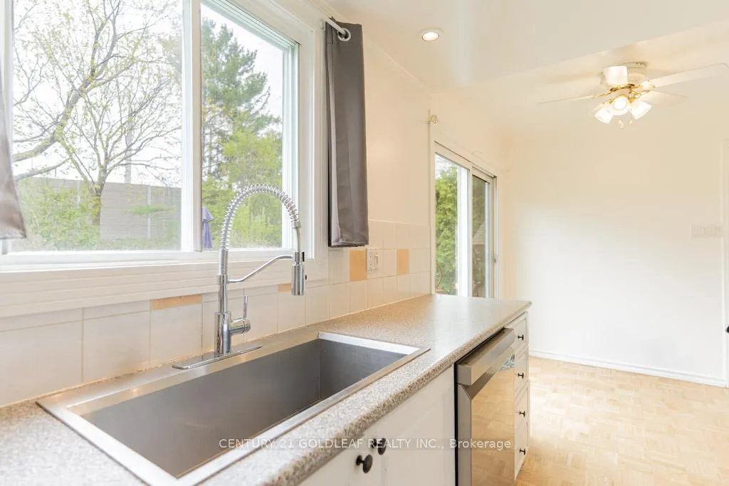 Photo 7 of 1745 Bonaventure Terrace, Ottawa, Convent Glen South — HOMEH