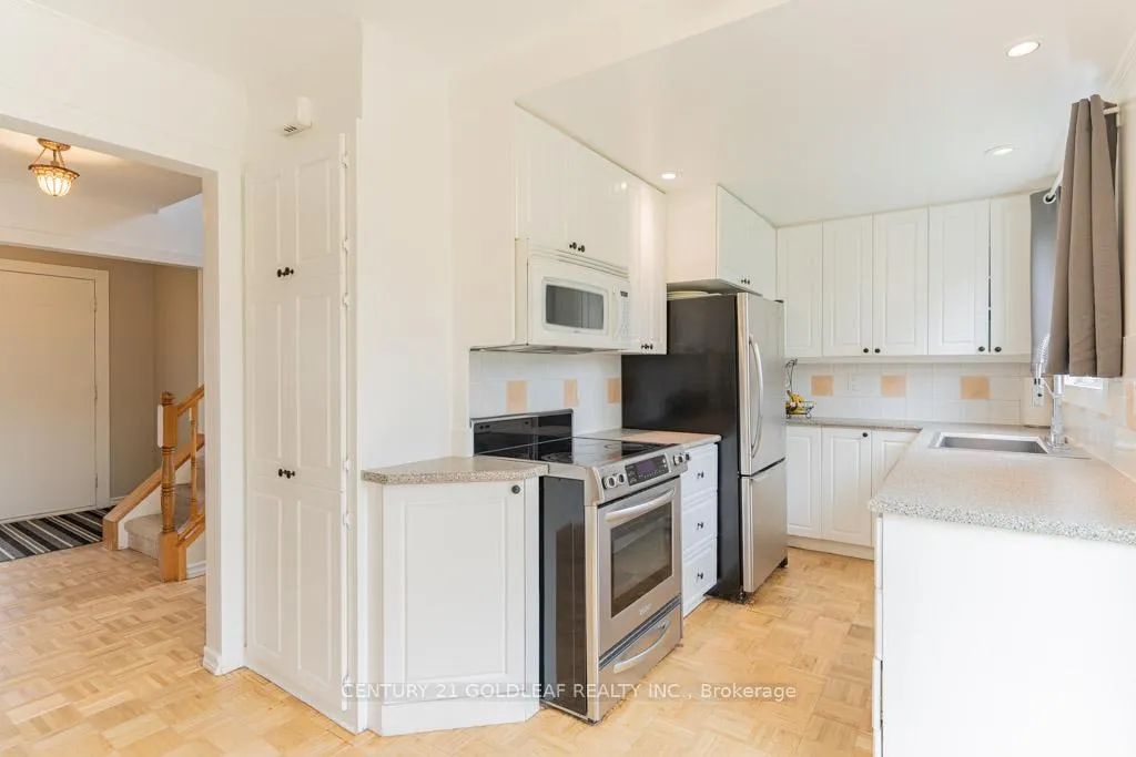Photo 9 of 1745 Bonaventure Terrace, Ottawa, Convent Glen South — HOMEH