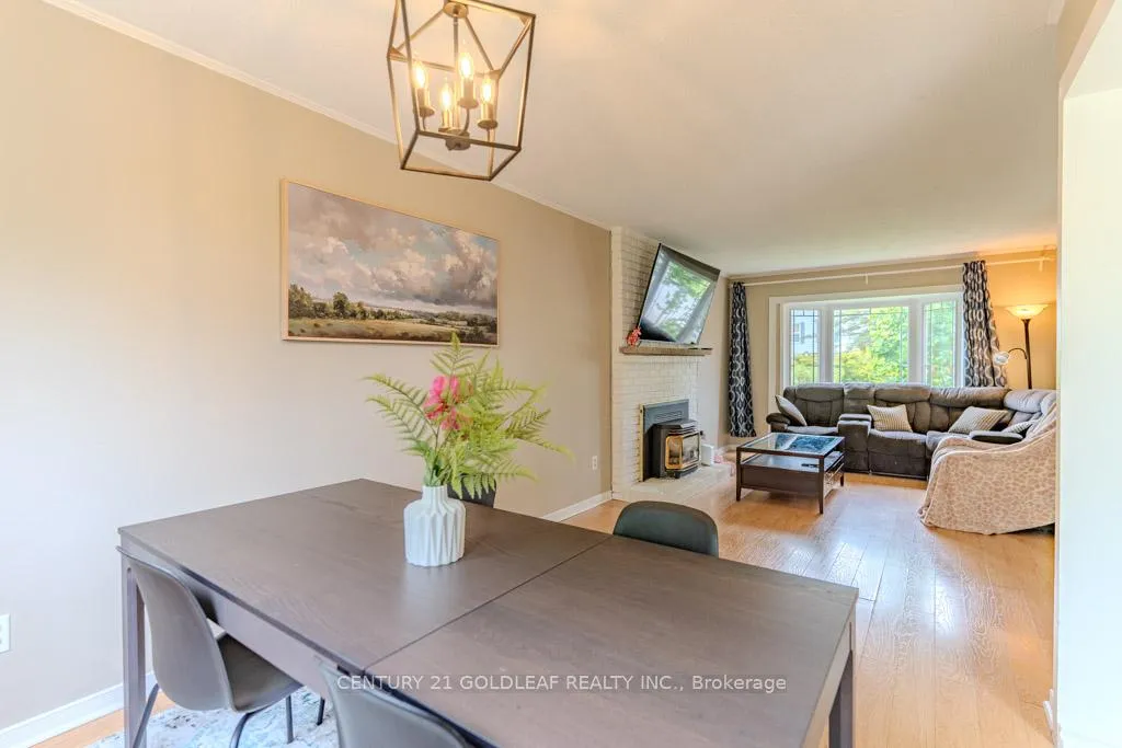 Photo 13 of 1745 Bonaventure Terrace, Ottawa, Convent Glen South — HOMEH