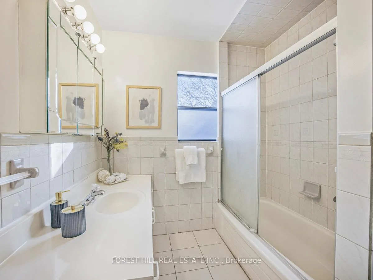 Photo 32 of 355 Belsize Drive, Toronto, Mount Pleasant East — HOMEH