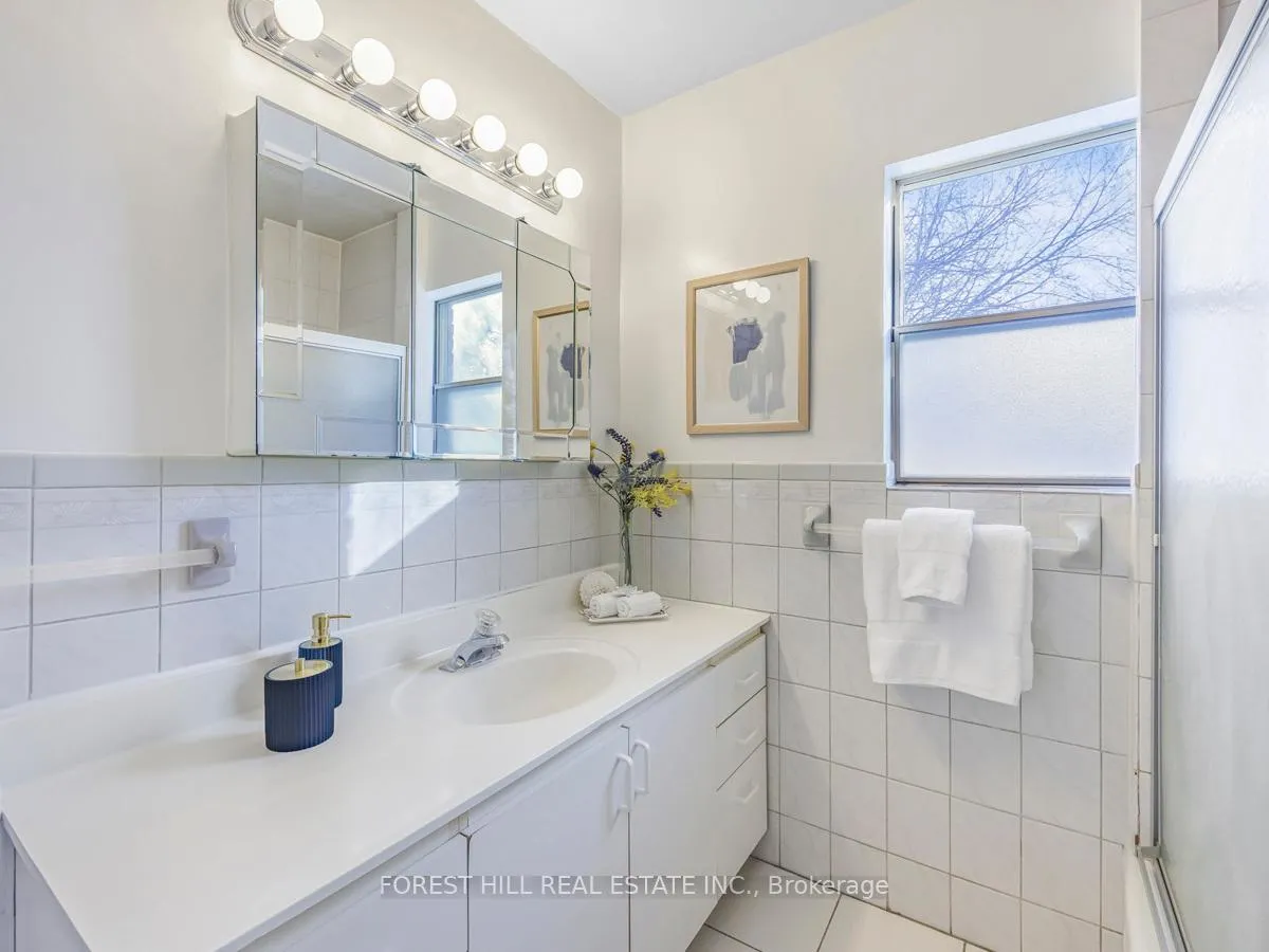 Photo 33 of 355 Belsize Drive, Toronto, Mount Pleasant East — HOMEH