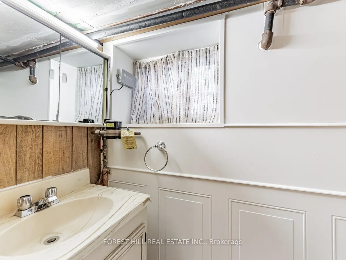 Photo 40 of 355 Belsize Drive, Toronto, Mount Pleasant East — HOMEH