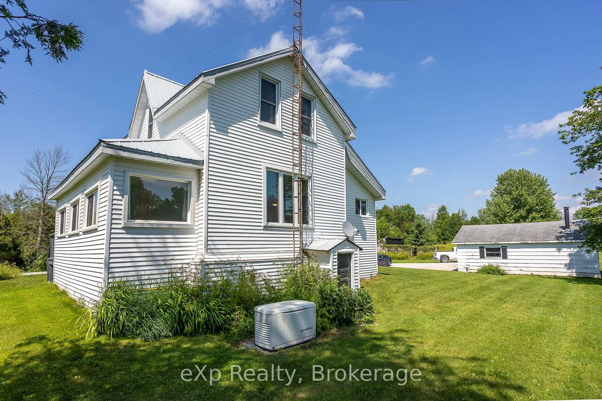 Photo 5 of 317517 6 & 10 Highway, Meaford — HOMEH