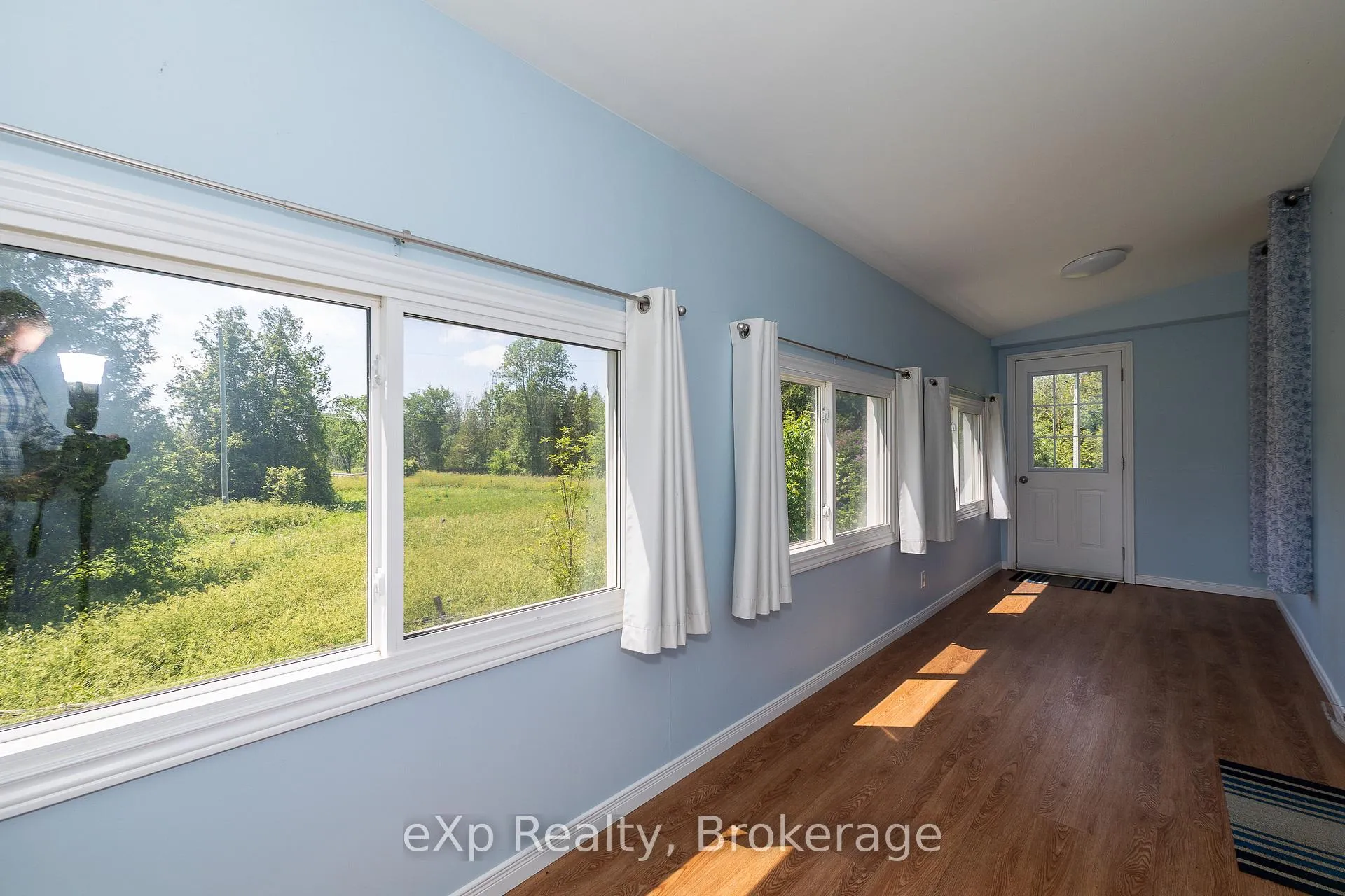 Photo 7 of 317517 6 & 10 Highway, Meaford — HOMEH