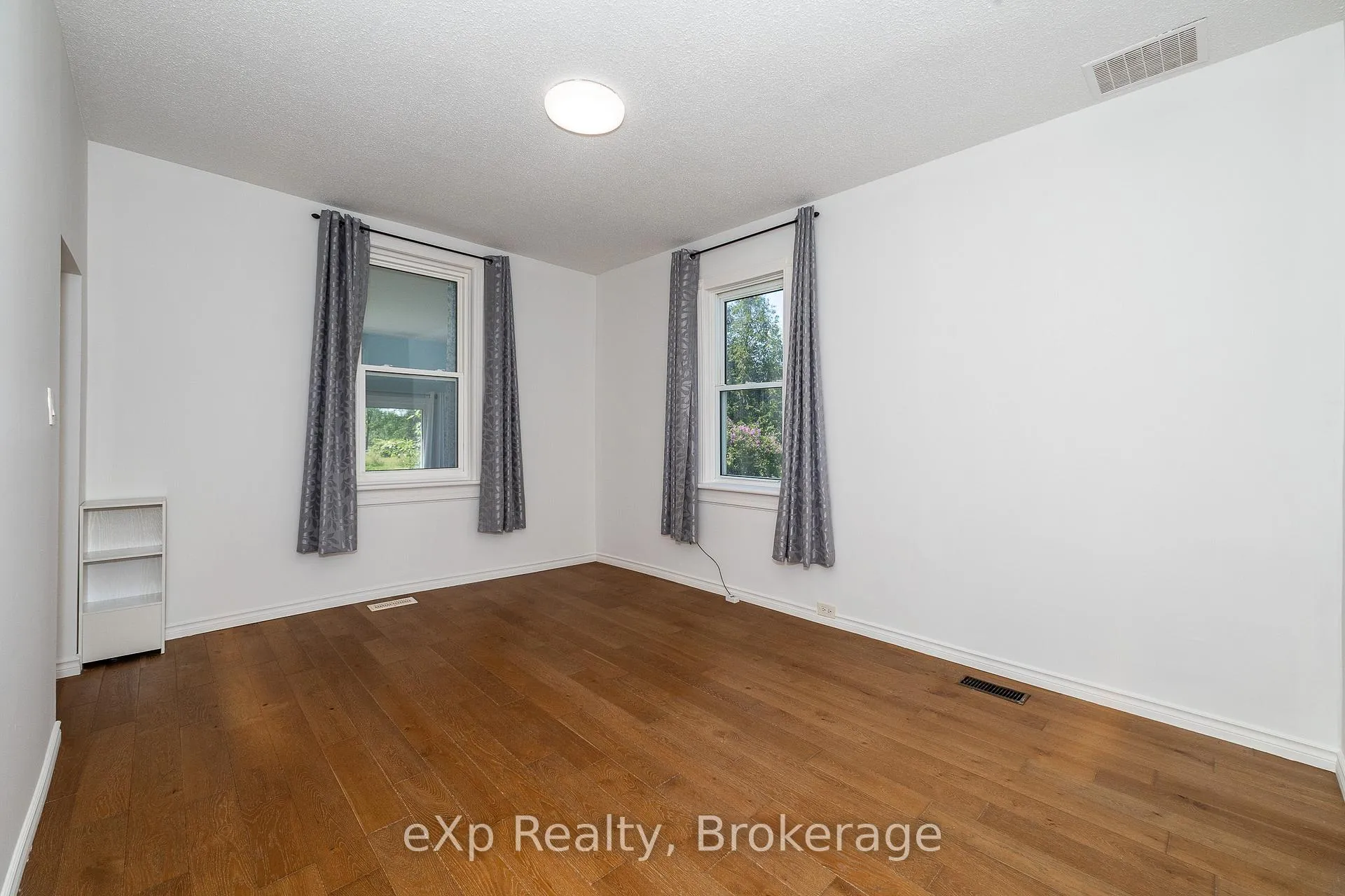 Photo 18 of 317517 6 & 10 Highway, Meaford — HOMEH