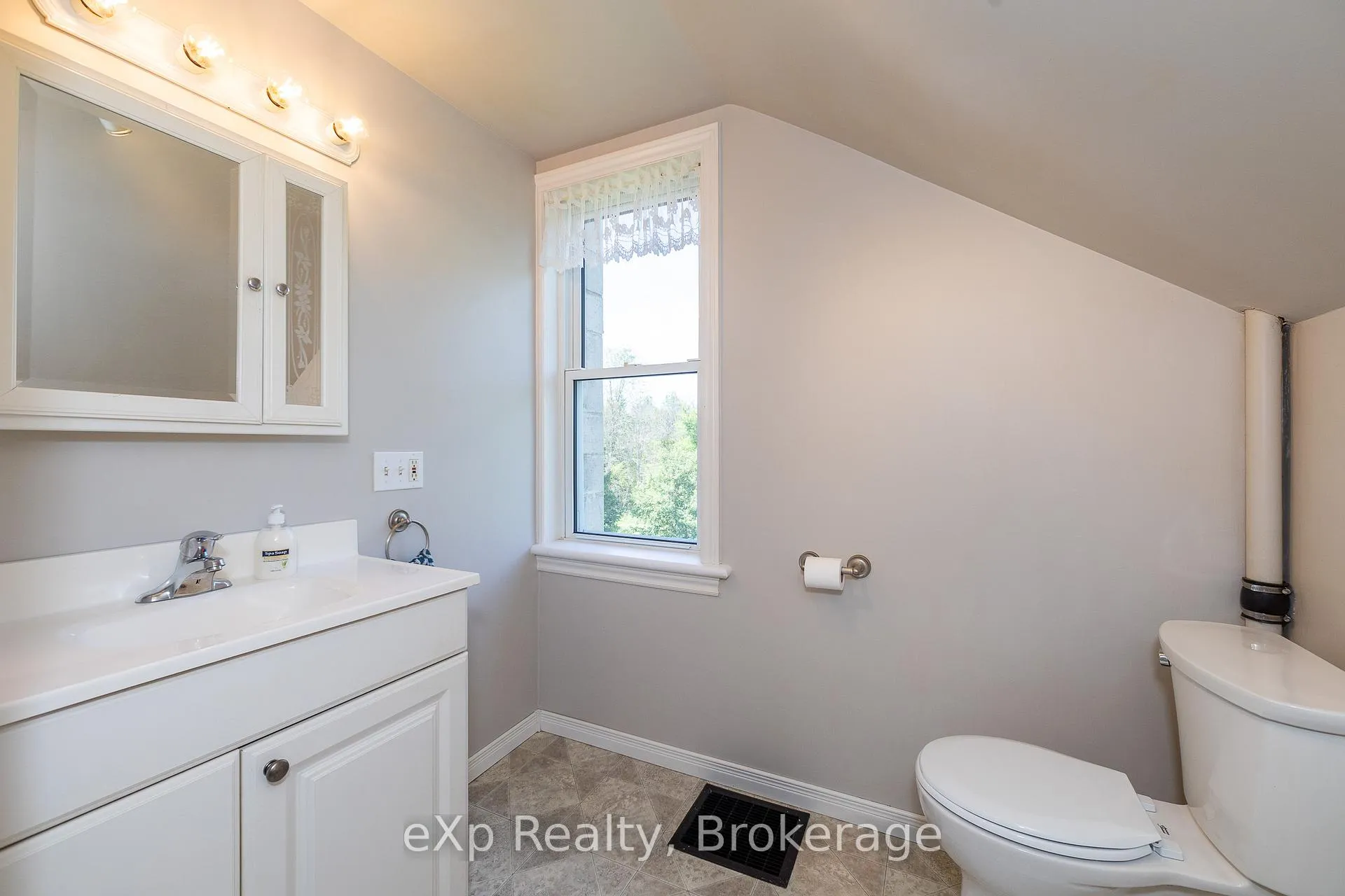 Photo 26 of 317517 6 & 10 Highway, Meaford — HOMEH