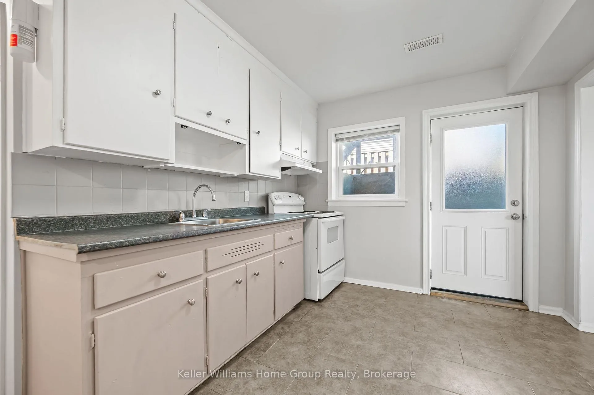 Photo 15 of 228 Connaught Street, Kitchener — HOMEH