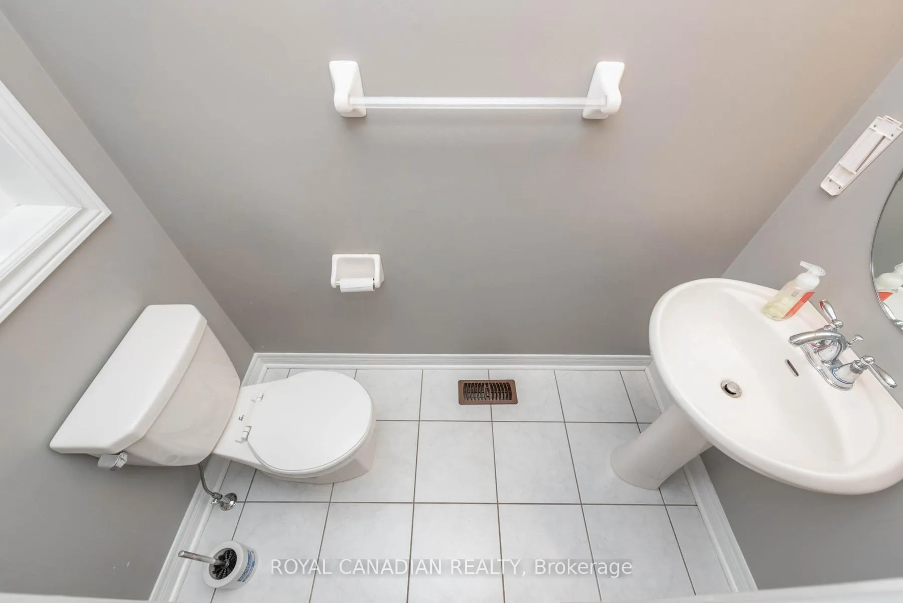 Photo 10 of 96 Clearfield Drive, Brampton, Bram East — HOMEH