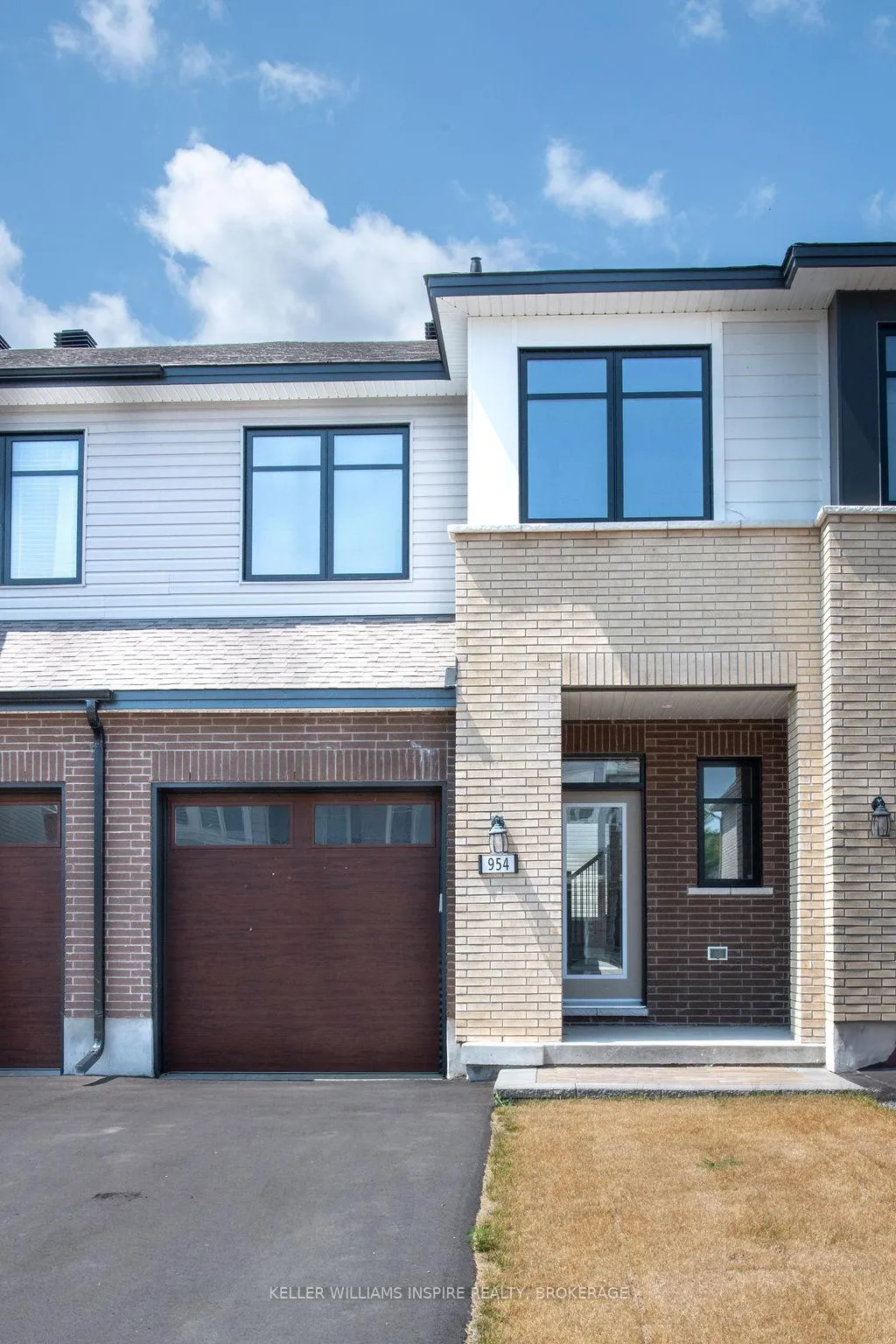Photo 1 of 954 Stonewalk Drive, Kingston, Kingston East (Incl Barret Crt) — HOMEH