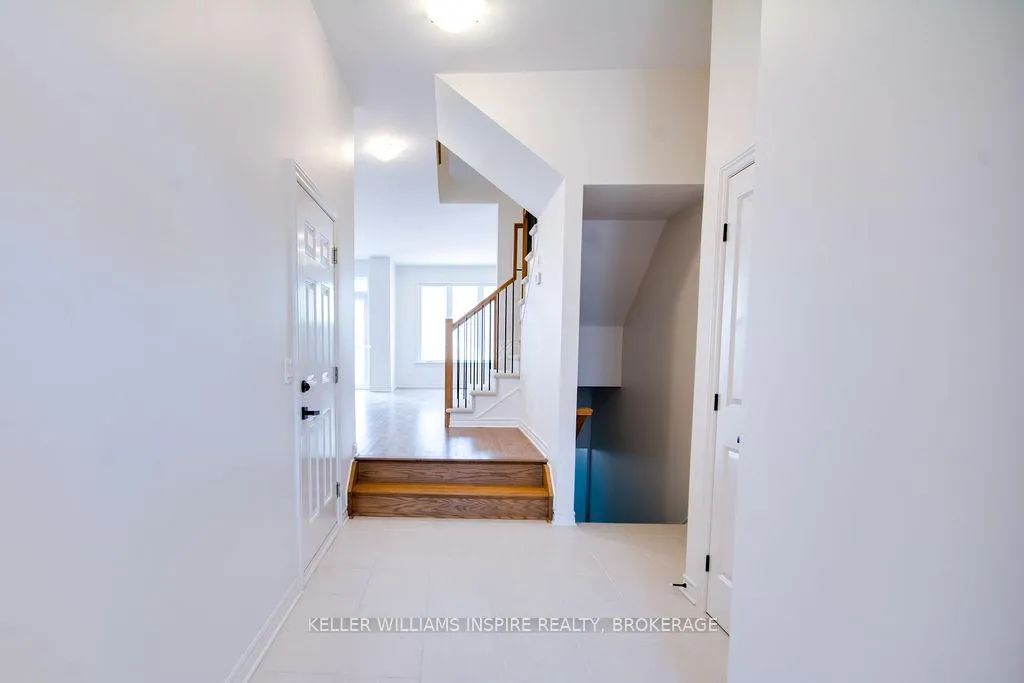 Photo 5 of 954 Stonewalk Drive, Kingston, Kingston East (Incl Barret Crt) — HOMEH