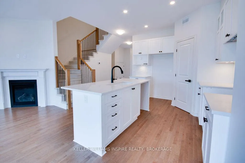 Photo 10 of 954 Stonewalk Drive, Kingston, Kingston East (Incl Barret Crt) — HOMEH
