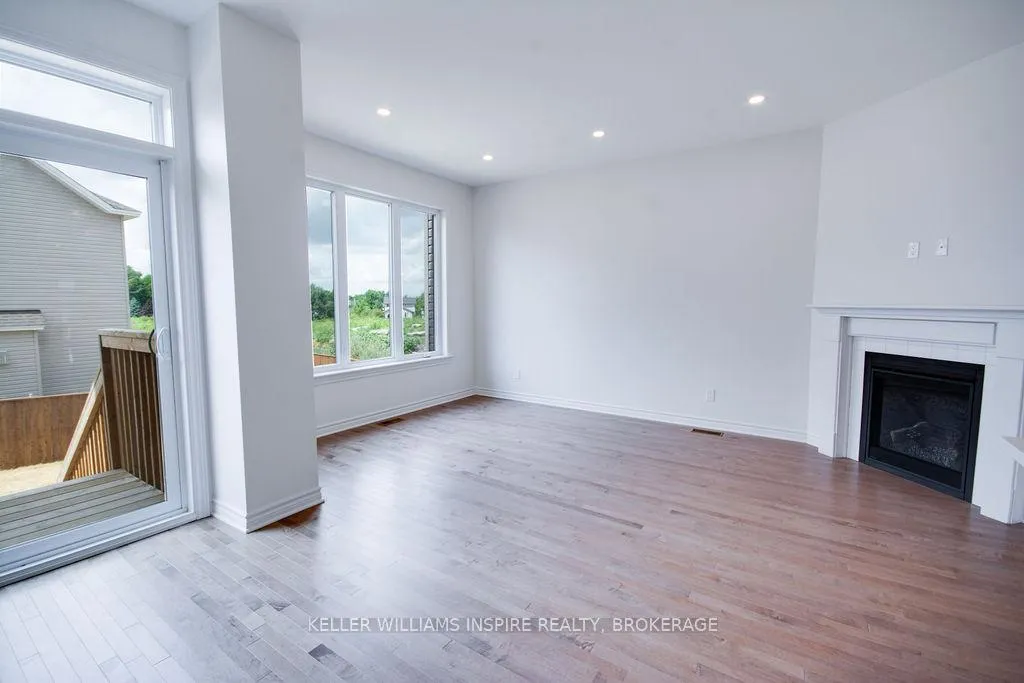 Photo 13 of 954 Stonewalk Drive, Kingston, Kingston East (Incl Barret Crt) — HOMEH