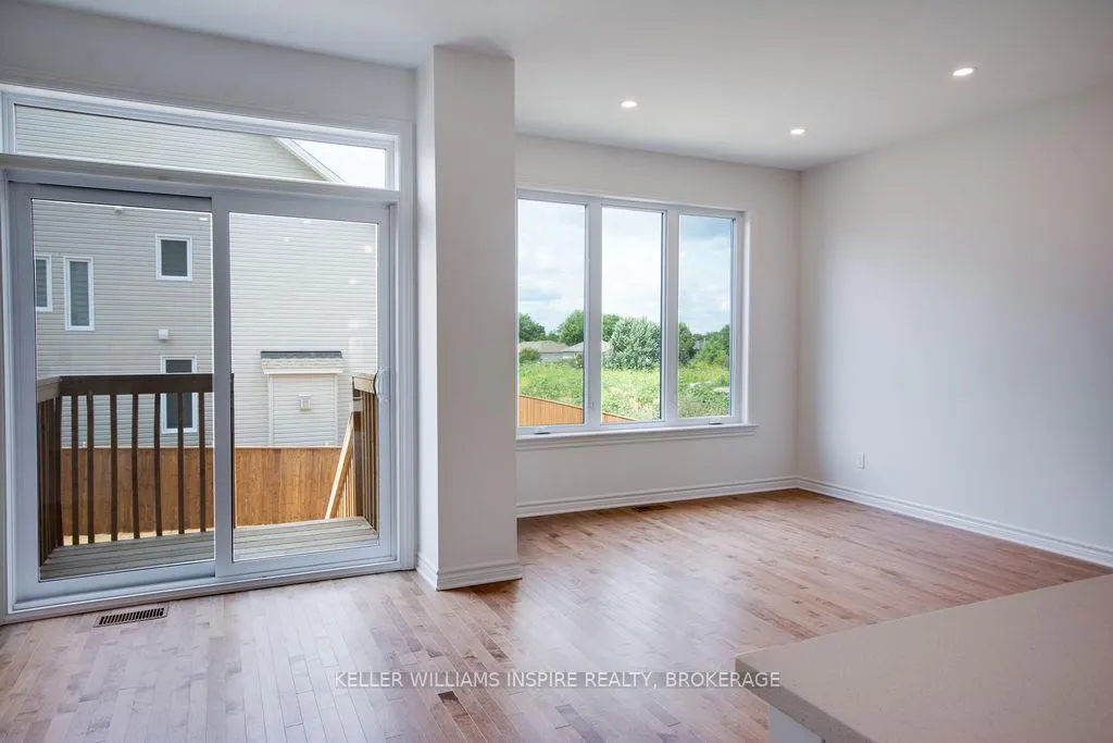 Photo 15 of 954 Stonewalk Drive, Kingston, Kingston East (Incl Barret Crt) — HOMEH
