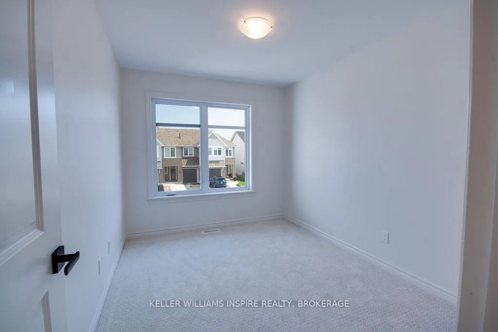 Photo 16 of 954 Stonewalk Drive, Kingston, Kingston East (Incl Barret Crt) — HOMEH
