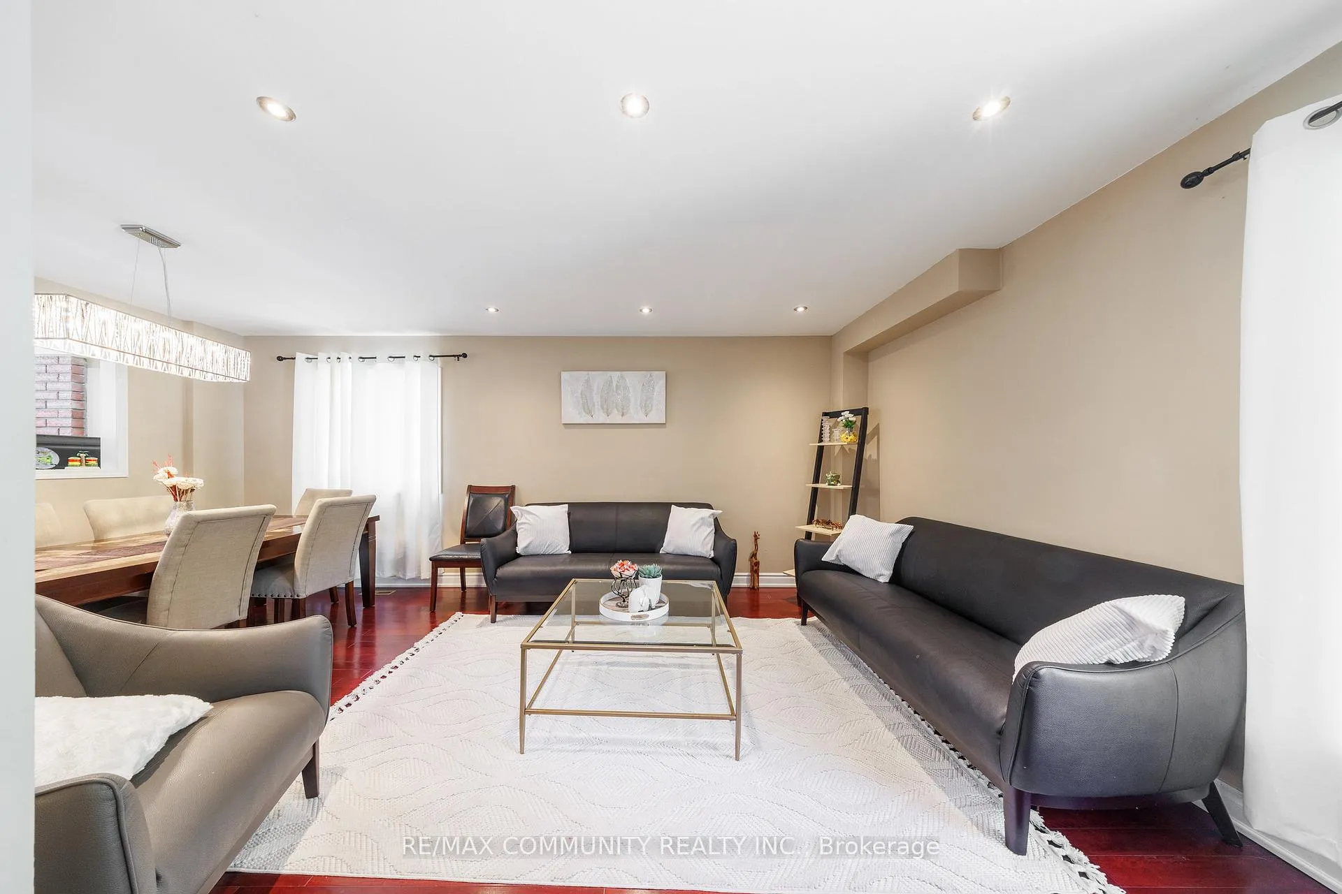 Photo 9 of 28 Trawley Crescent, Ajax, Central East — HOMEH