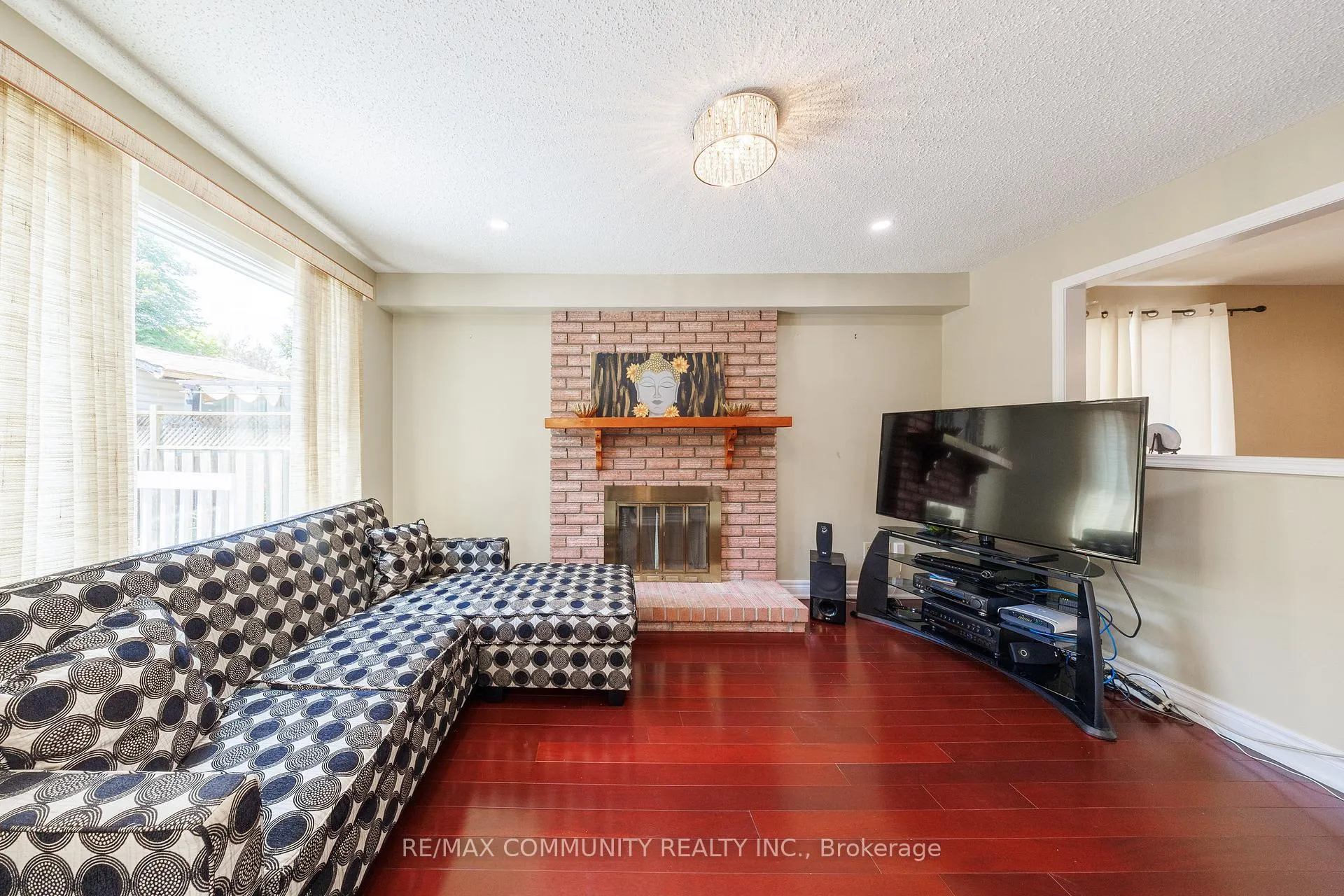 Photo 16 of 28 Trawley Crescent, Ajax, Central East — HOMEH
