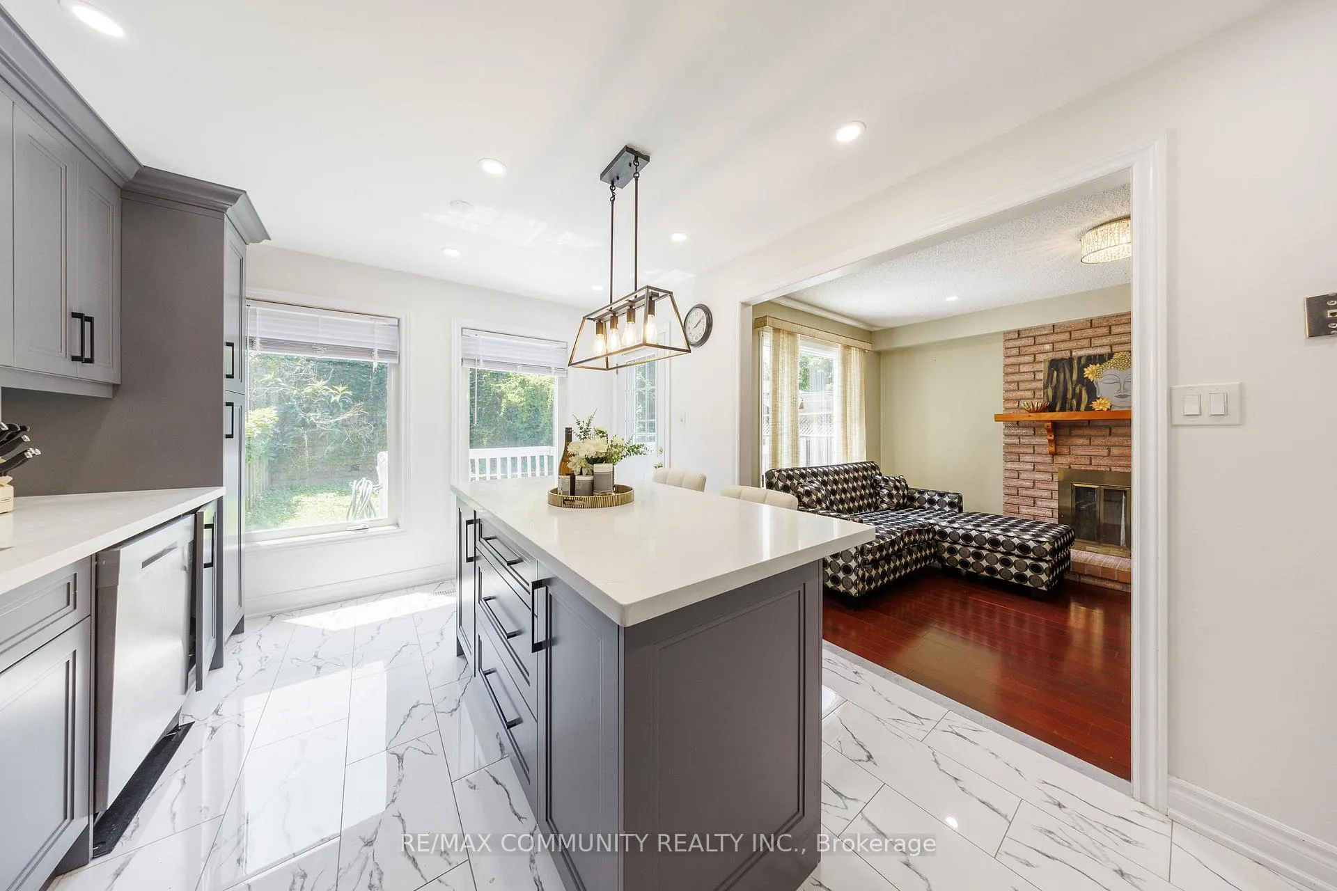 Photo 20 of 28 Trawley Crescent, Ajax, Central East — HOMEH