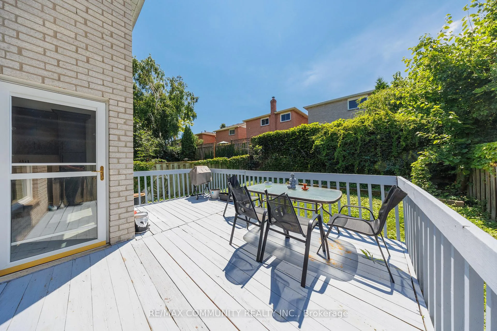 Photo 22 of 28 Trawley Crescent, Ajax, Central East — HOMEH