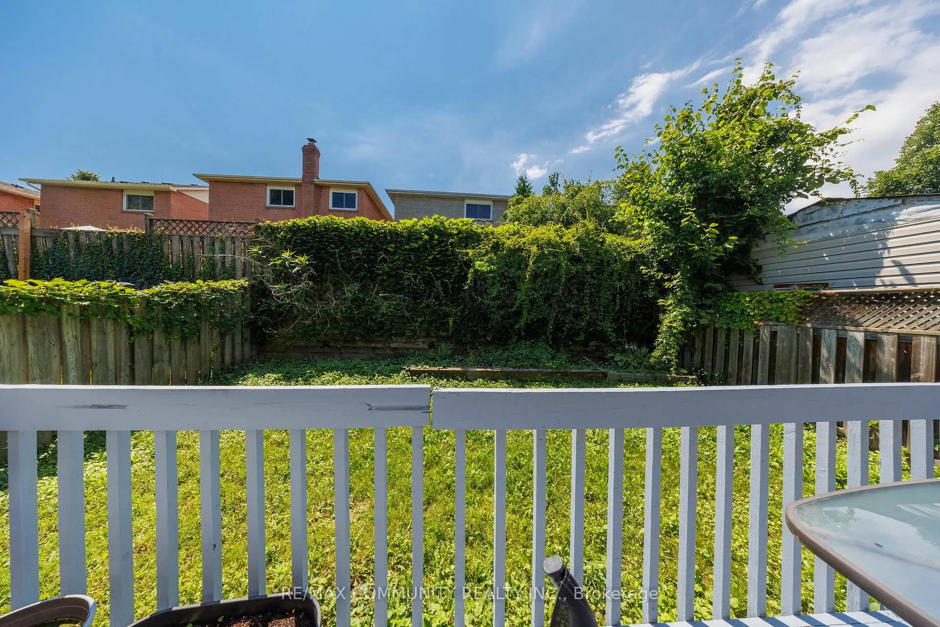 Photo 23 of 28 Trawley Crescent, Ajax, Central East — HOMEH