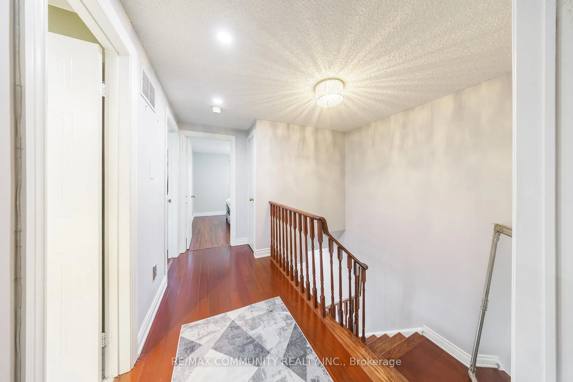 Photo 26 of 28 Trawley Crescent, Ajax, Central East — HOMEH