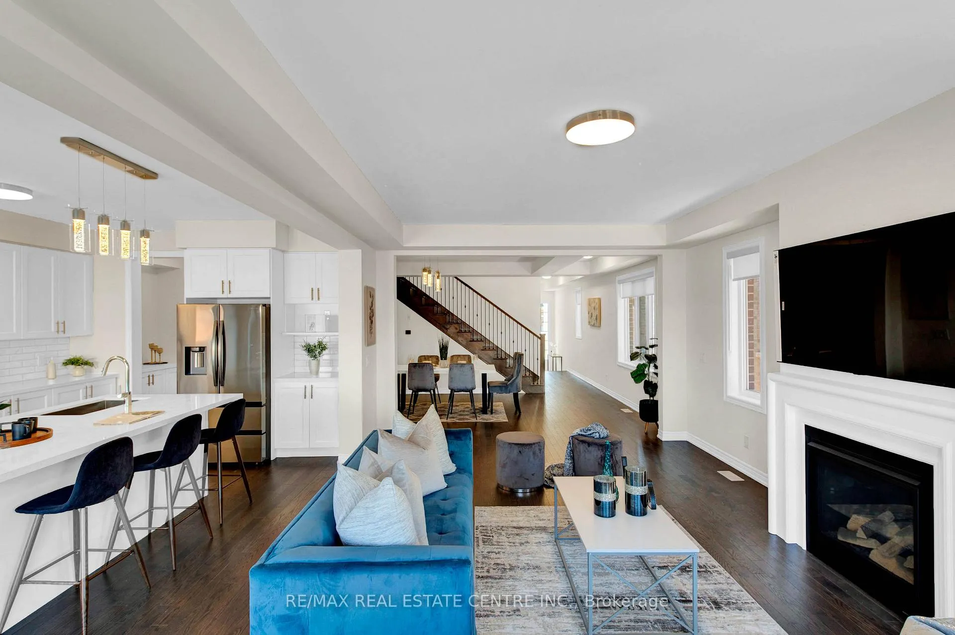 Photo 10 of 63 Georgina Street, Kitchener — HOMEH