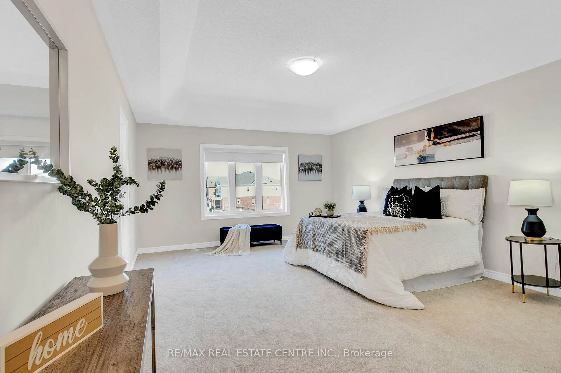 Photo 25 of 63 Georgina Street, Kitchener — HOMEH
