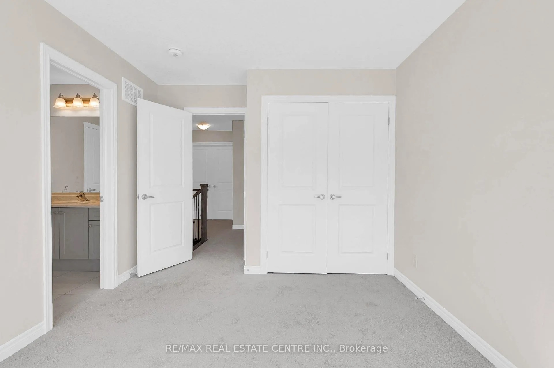 Photo 34 of 63 Georgina Street, Kitchener — HOMEH