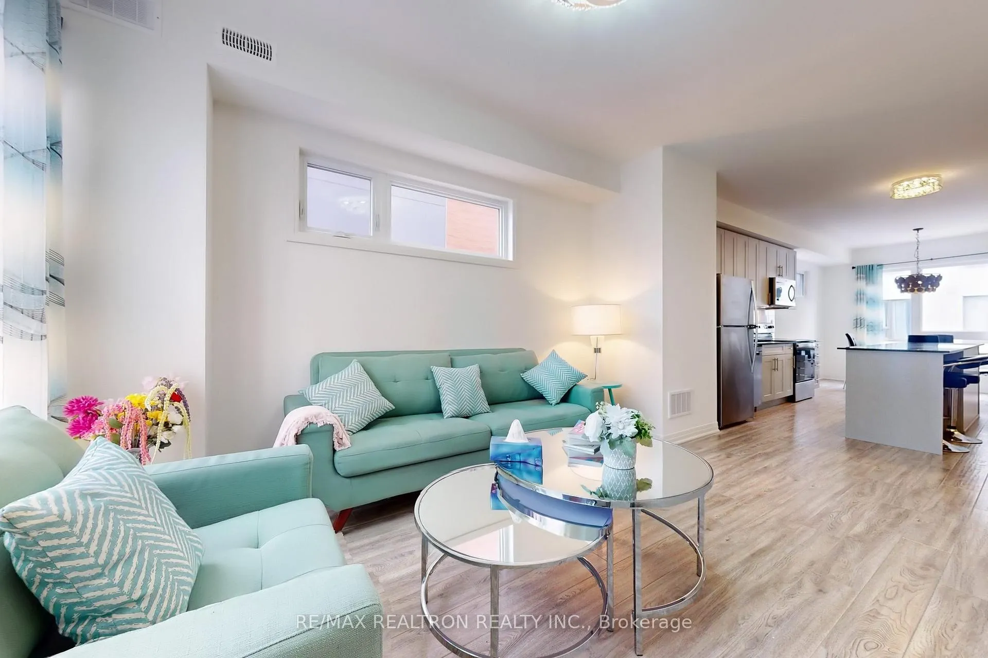 Photo 4 of 1650 Pleasure Valley Path, Oshawa, Samac — HOMEH
