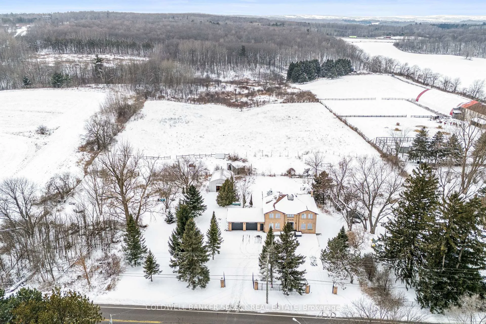 Photo 5 of 14880 Jane Street, King, Rural King — HOMEH