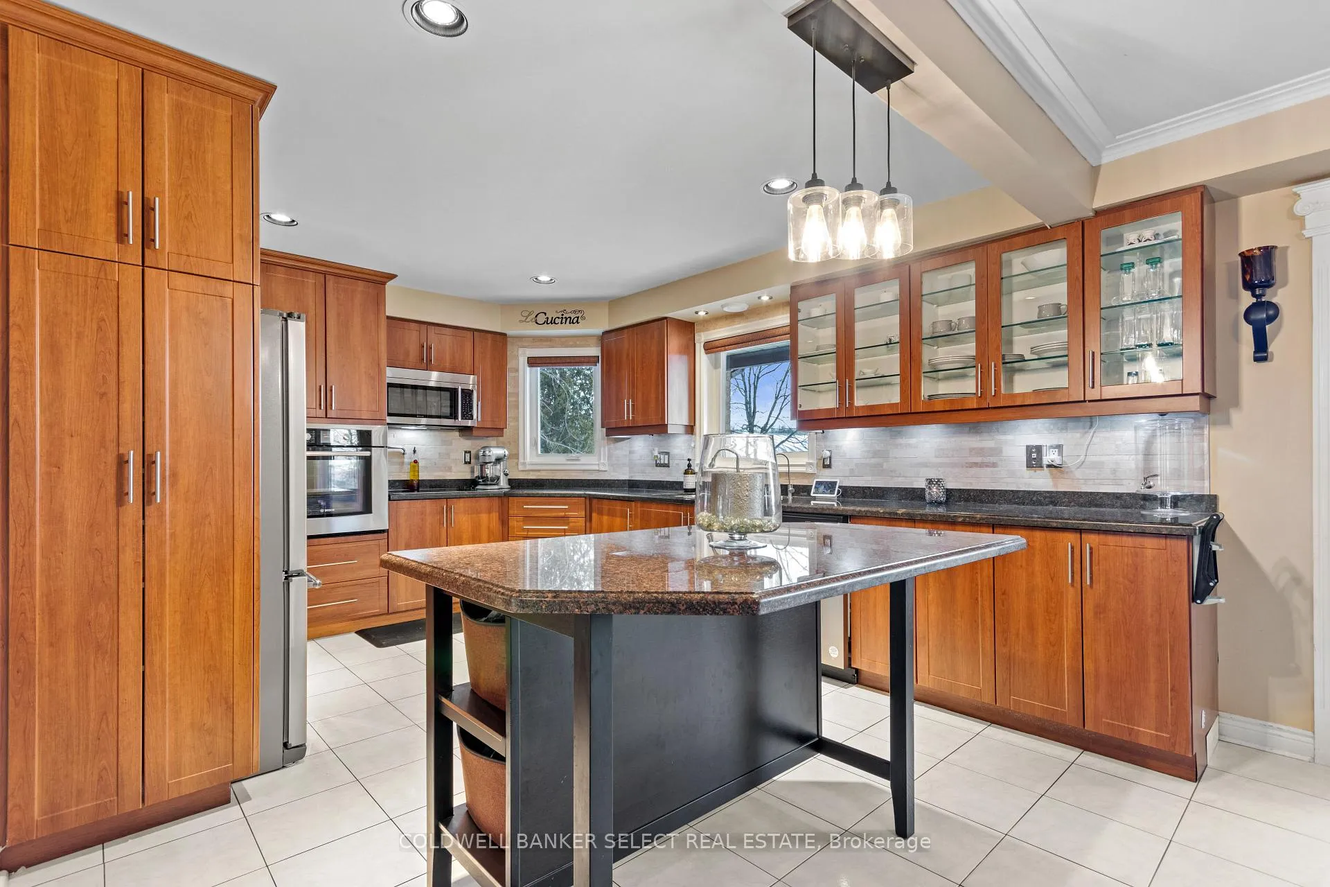 Photo 15 of 14880 Jane Street, King, Rural King — HOMEH