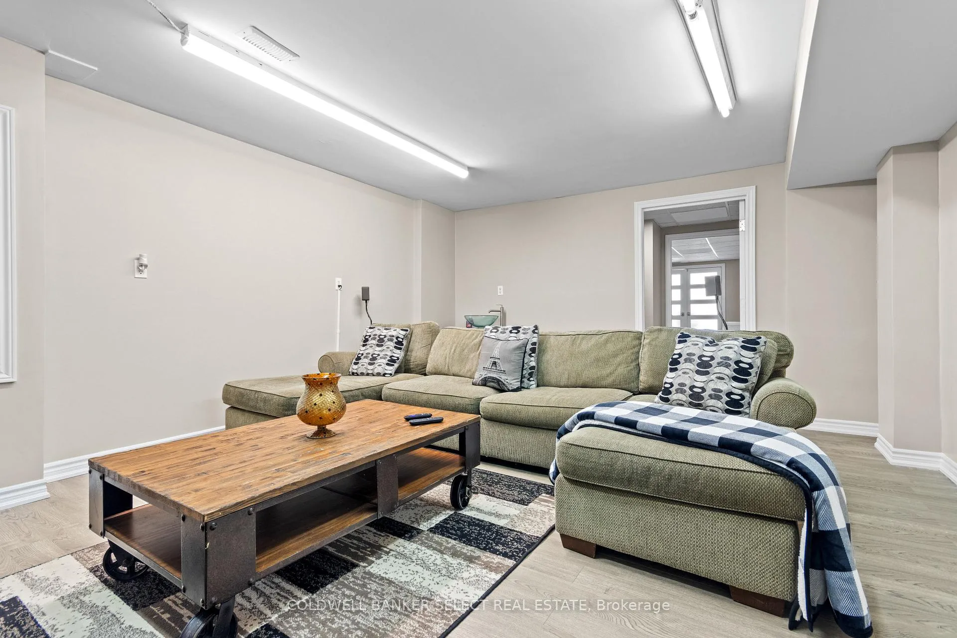Photo 36 of 14880 Jane Street, King, Rural King — HOMEH