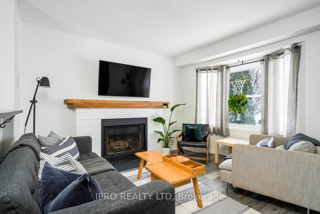 Photo 7 of 19 Reid Crescent, Collingwood — HOMEH