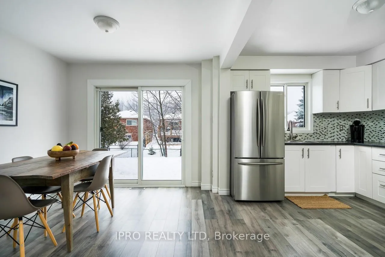 Photo 8 of 19 Reid Crescent, Collingwood — HOMEH