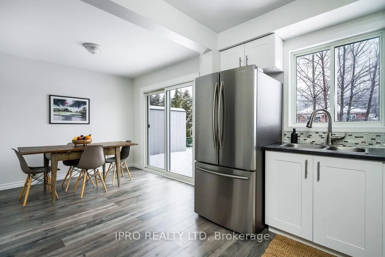 Photo 11 of 19 Reid Crescent, Collingwood — HOMEH