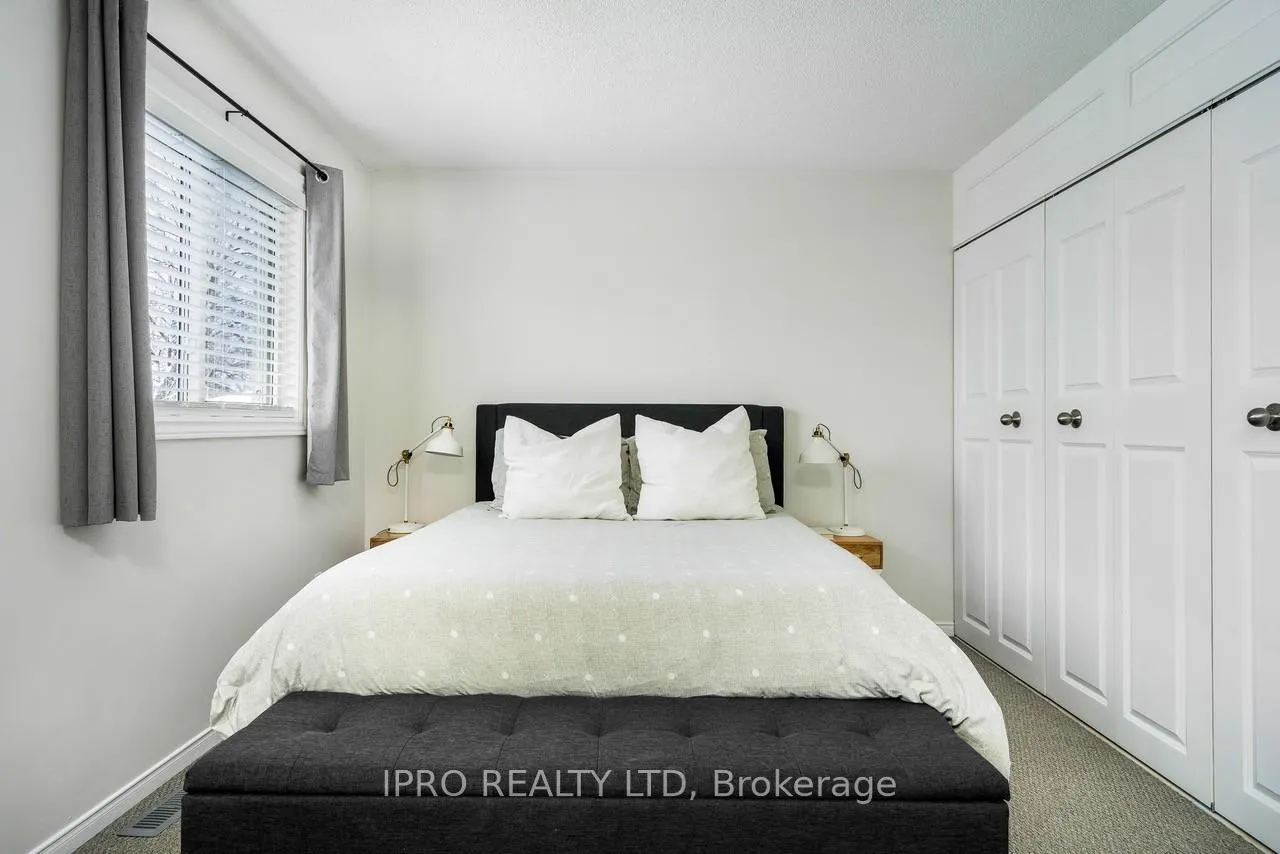 Photo 18 of 19 Reid Crescent, Collingwood — HOMEH
