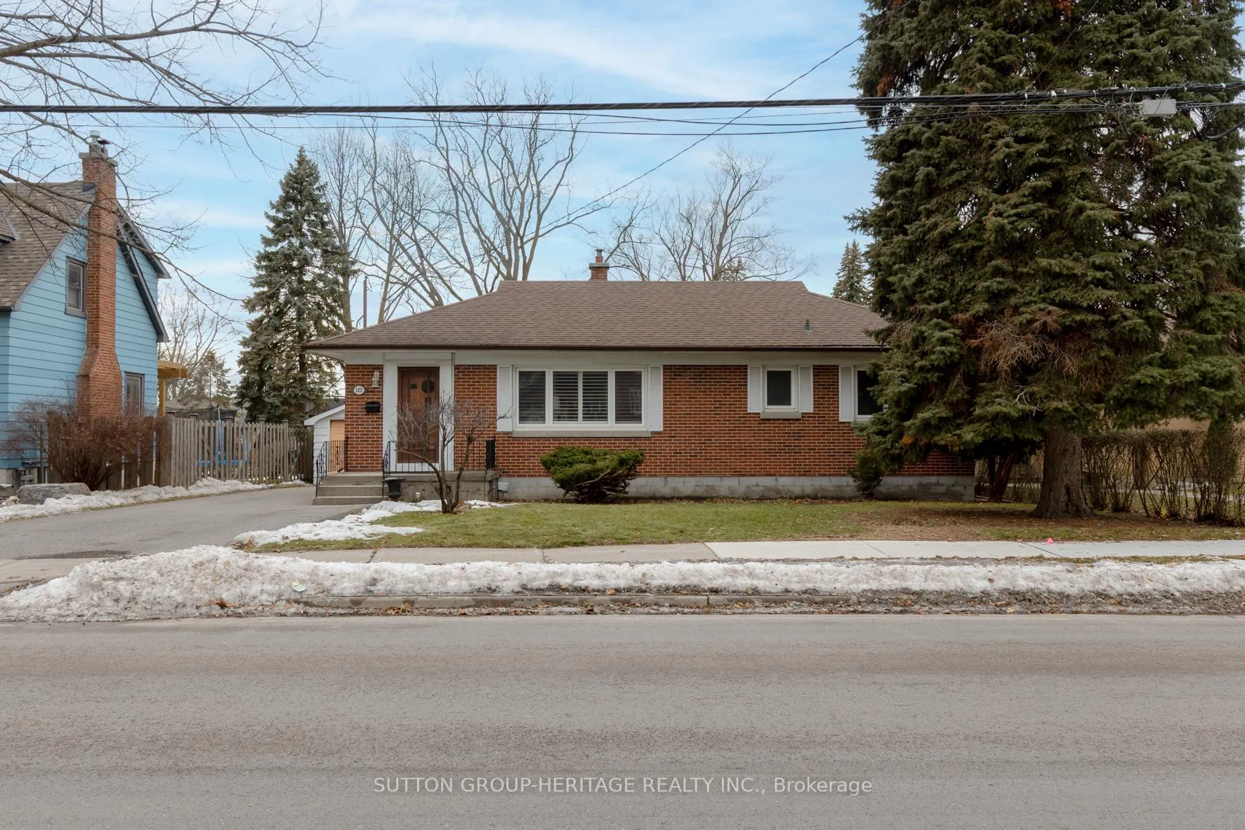 Photo 2 of 122 Euclid Street, Whitby, Downtown Whitby — HOMEH
