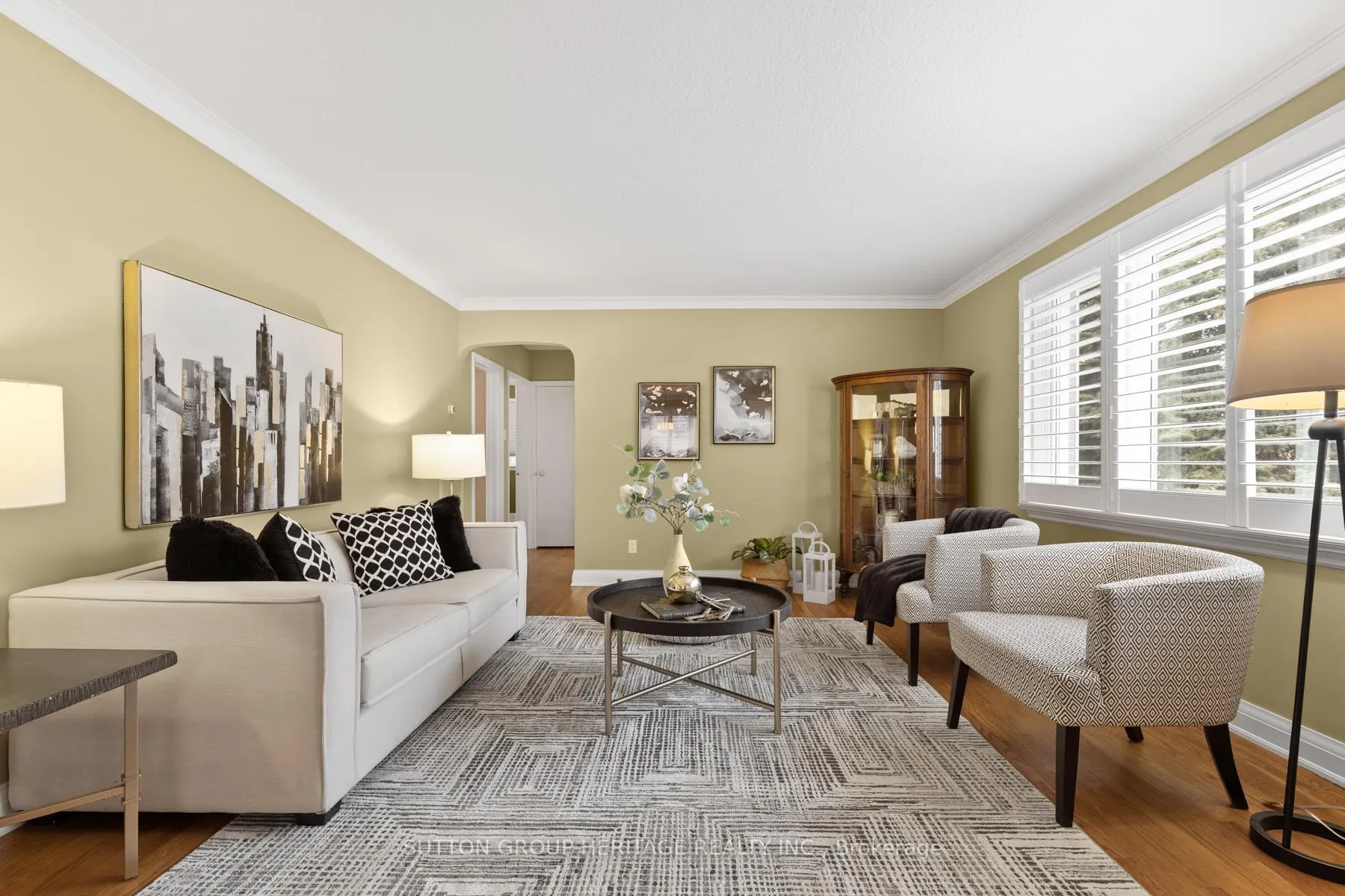 Photo 10 of 122 Euclid Street, Whitby, Downtown Whitby — HOMEH