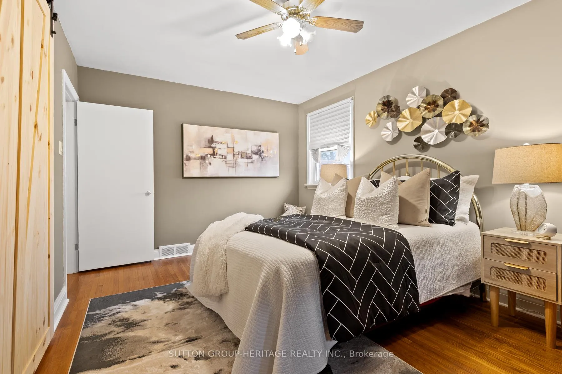 Photo 23 of 122 Euclid Street, Whitby, Downtown Whitby — HOMEH