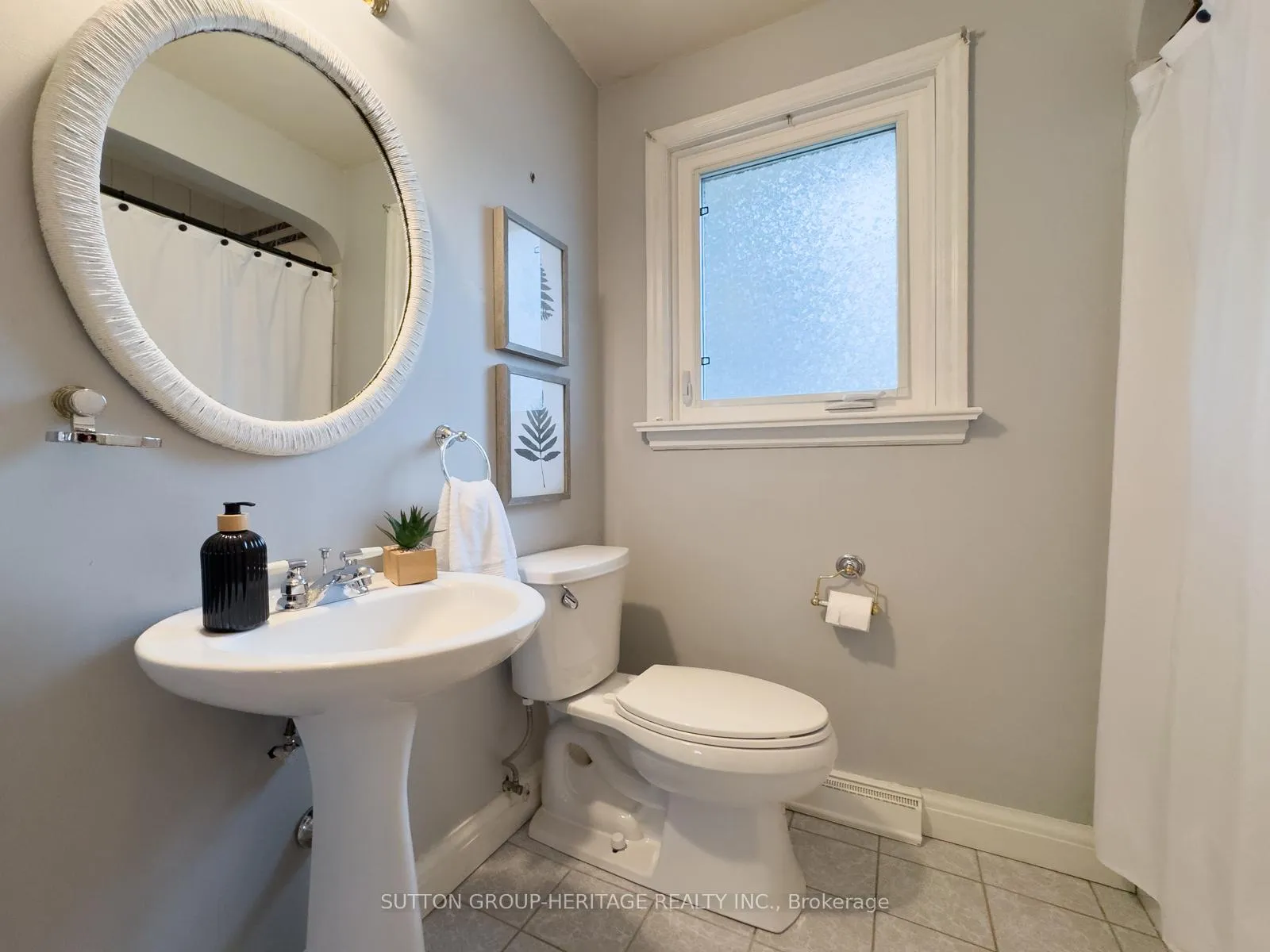 Photo 29 of 122 Euclid Street, Whitby, Downtown Whitby — HOMEH