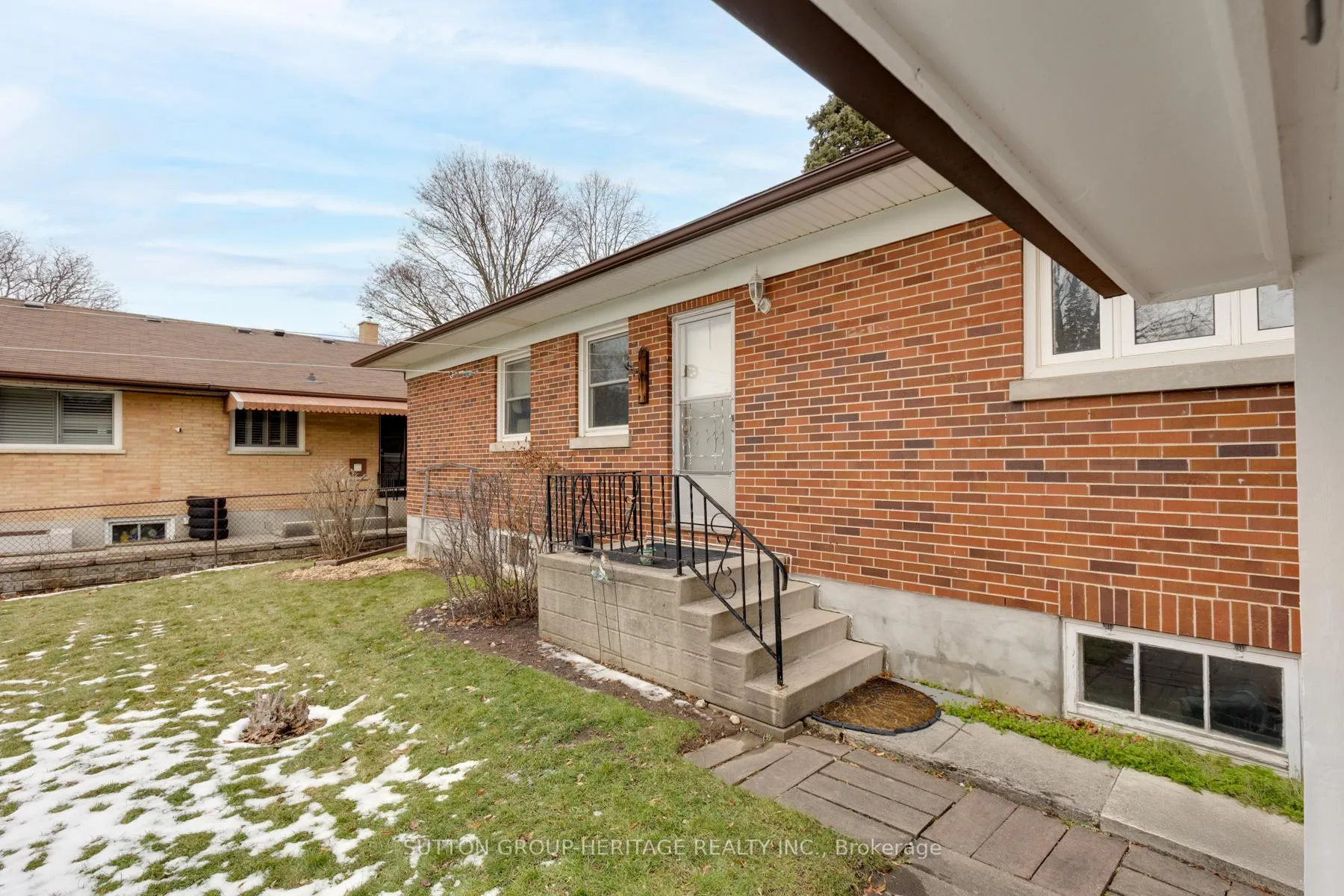 Photo 39 of 122 Euclid Street, Whitby, Downtown Whitby — HOMEH