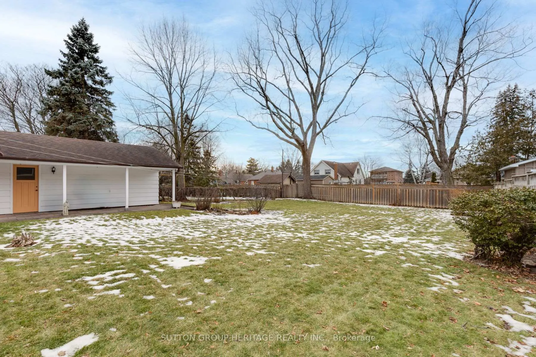 Photo 43 of 122 Euclid Street, Whitby, Downtown Whitby — HOMEH